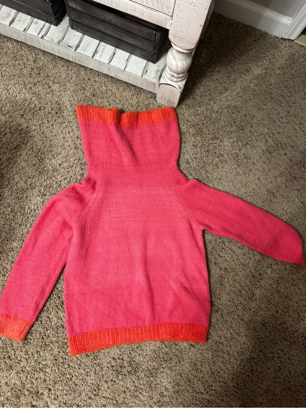 vestique Pink Turtleneck Sweater with Orange Trim